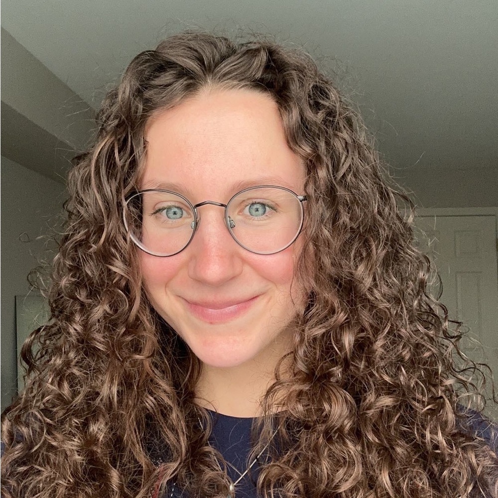 Meet your Posher, Madelyn